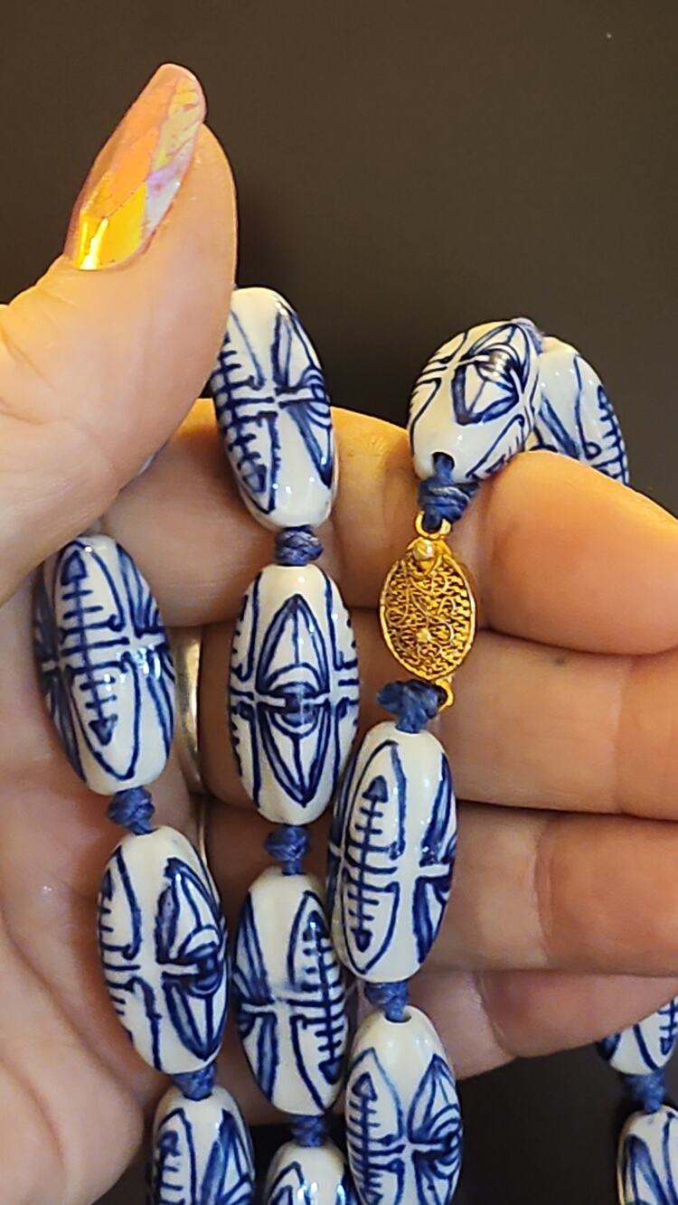 Vintage Chinese Export Porcelain Necklace, Blue and White Chinoiserie Beads